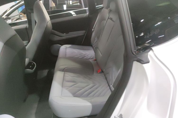 蔚来ET5 2025款 75kWh中控内饰7004