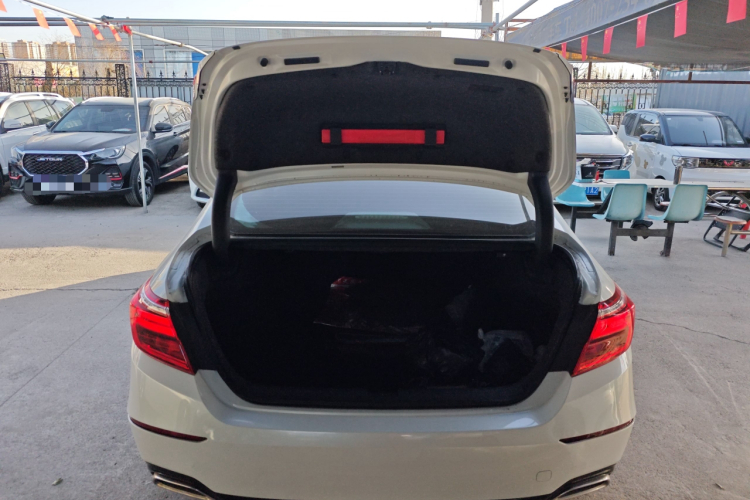 本田 英仕派 2022款 260TURBO 精致版局部细节23