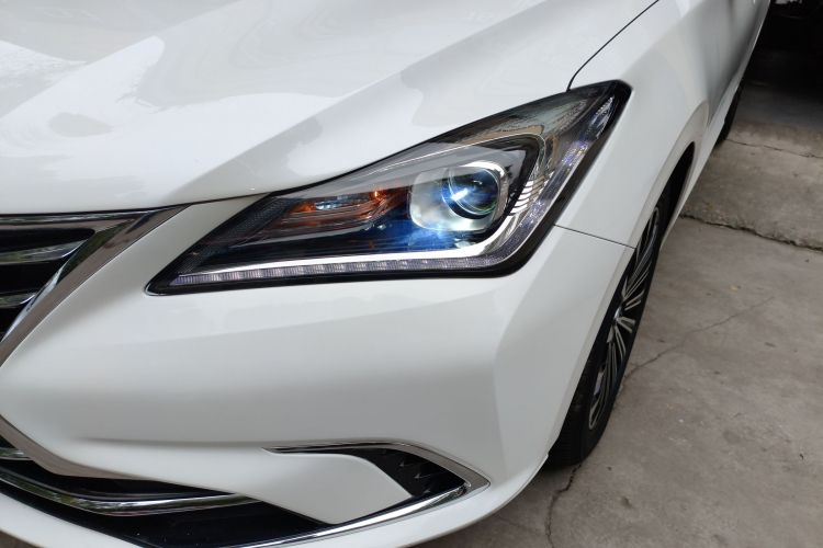 长安 逸动 2018款 高能版 1.6L GDI 自动争锋型 国V局部细节36