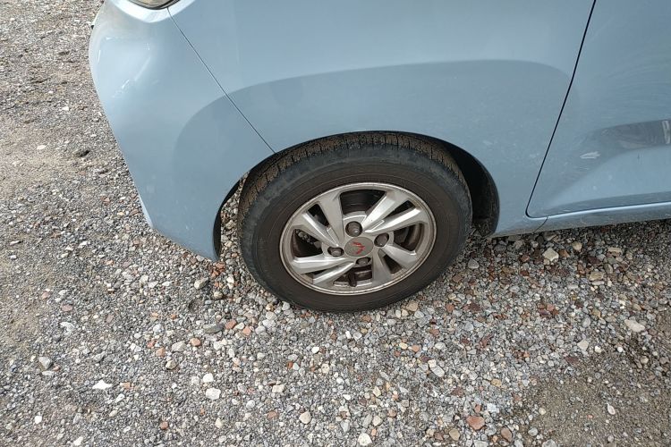 五菱汽车 宏光MINIEV 2020款 自在款 磷酸铁锂车身外观6007