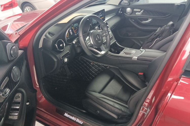 奔驰C级 2020款 C 260 L 运动版中控内饰20