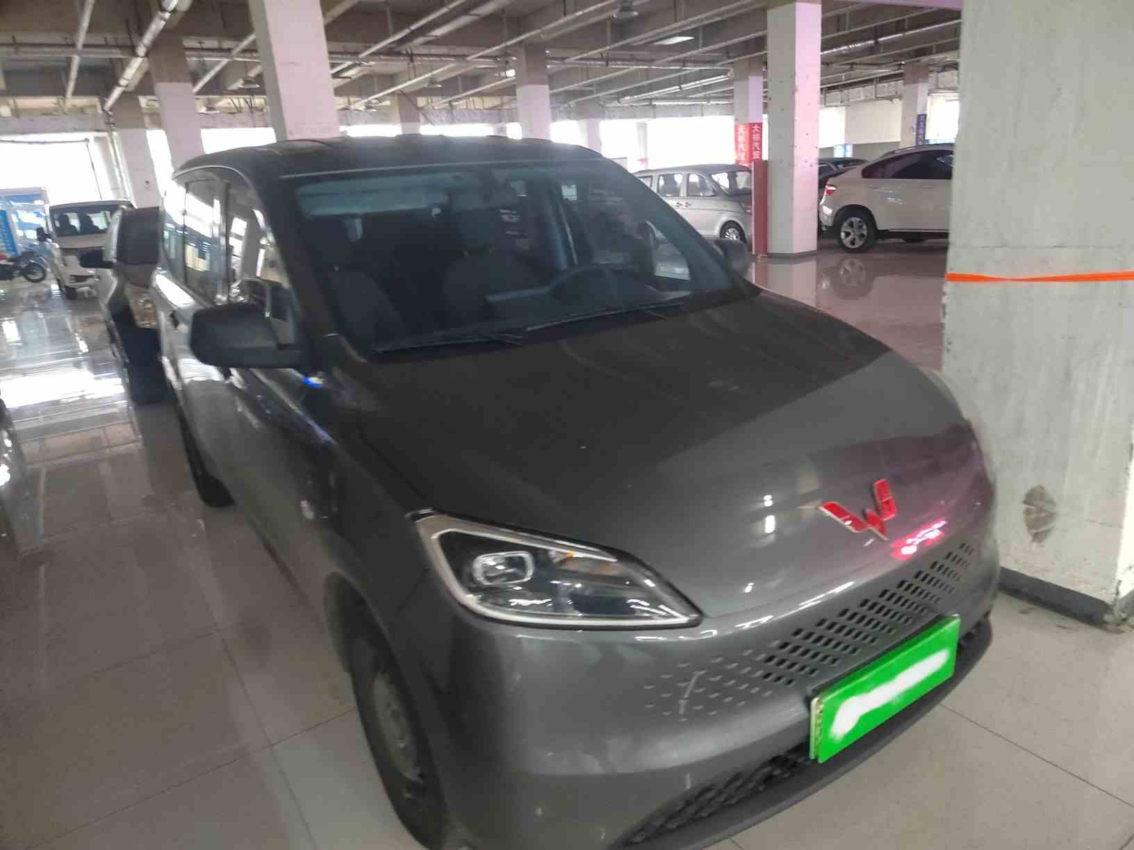 五菱汽车 五菱宏光新能源 2025款 增程式混动 50KM 实用型(5)