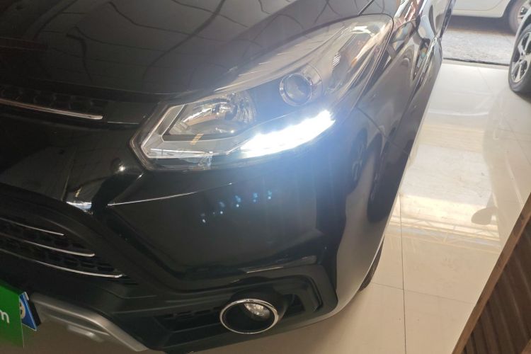 江铃 驭胜S350 2016款 2.0T 自动两驱汽油超豪华版7座局部细节36