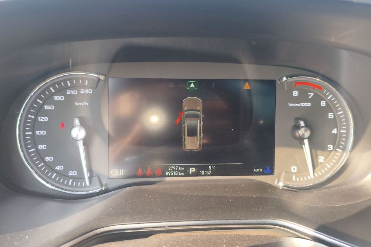 荣威RX8 2018款 30T 智联网四驱至尊版中控内饰14