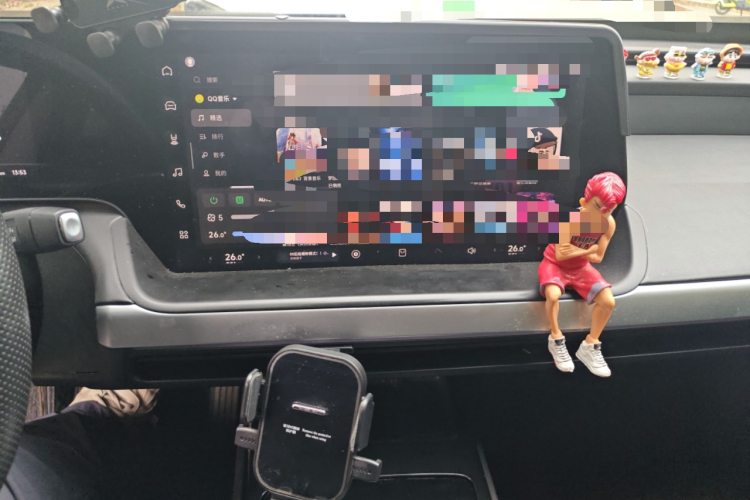 小鹏P7 2022款 586G中控内饰16