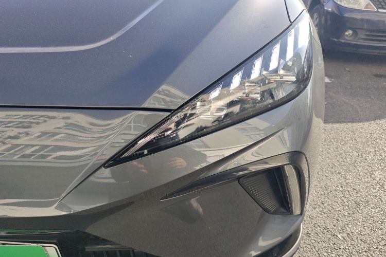 名爵 MG4 EV 2022款 520km 旗舰版局部细节36