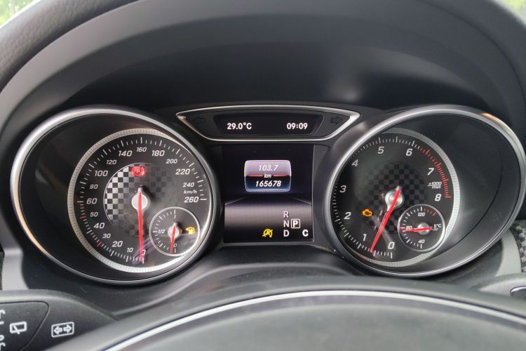 奔驰A级(进口) 2016款 A 200 时尚型局部细节14