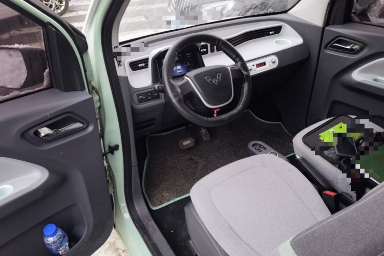 五菱汽车 宏光MINIEV 2021款 马卡龙臻享款 磷酸铁锂中控内饰7003