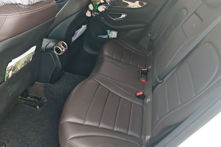 奔驰GLC 2019款 GLC 260 4MATIC 动感型中控内饰21