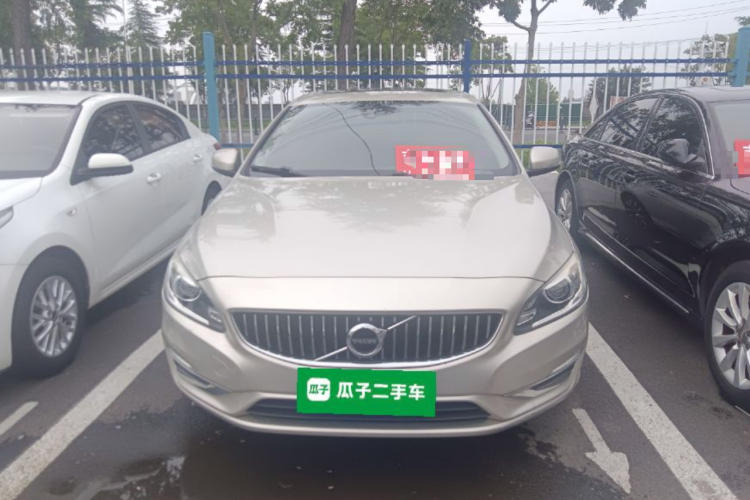 沃尔沃S60 2018款 S60L T3 智进进取版车身外观6001