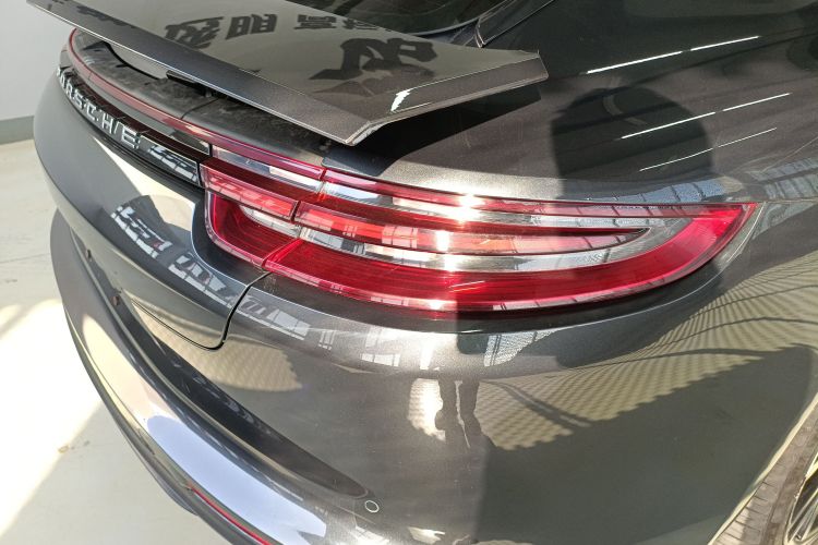 保时捷 2019款 Panamera 2.9T车身外观9
