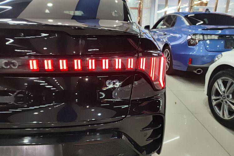 领克03 2023款 1.5TD DCT劲Pro车身外观9