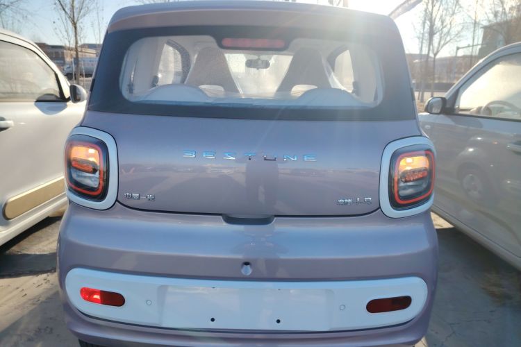 奔腾小马 2026款 222km 萌趣马 Plus车身外观6004