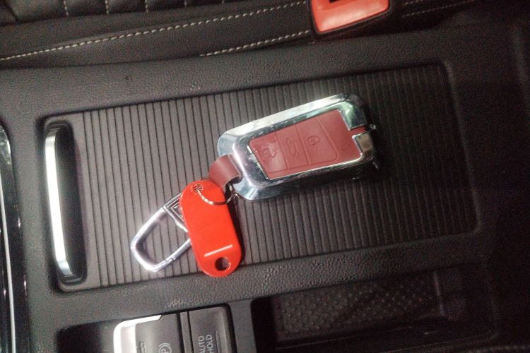 大众 迈腾 2020款 330TSI DSG 领先型中控内饰7001