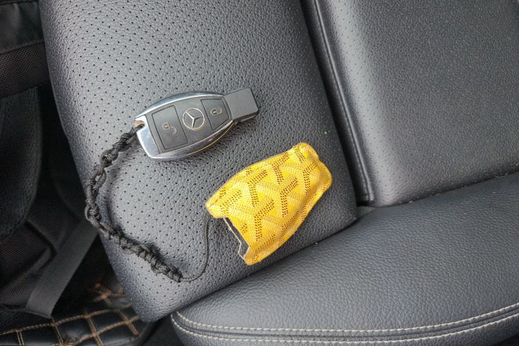 奔驰GLA 2019款 GLA 200 动感型中控内饰11