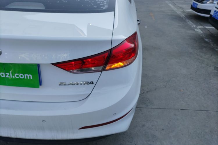 现代 领动 2020款 1.5L CVT智炫·精英型车身外观9