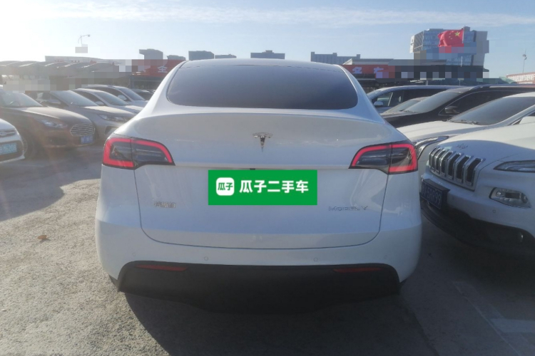 特斯拉 Model Y 2022款 改款 长续航全轮驱动版车身外观6004