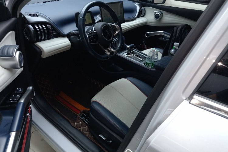 比亚迪 元PLUS 2022款 430KM 豪华型局部细节19