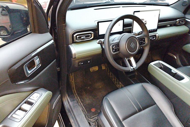 宝骏悦也Plus 2026款 301km旗舰版中控内饰20