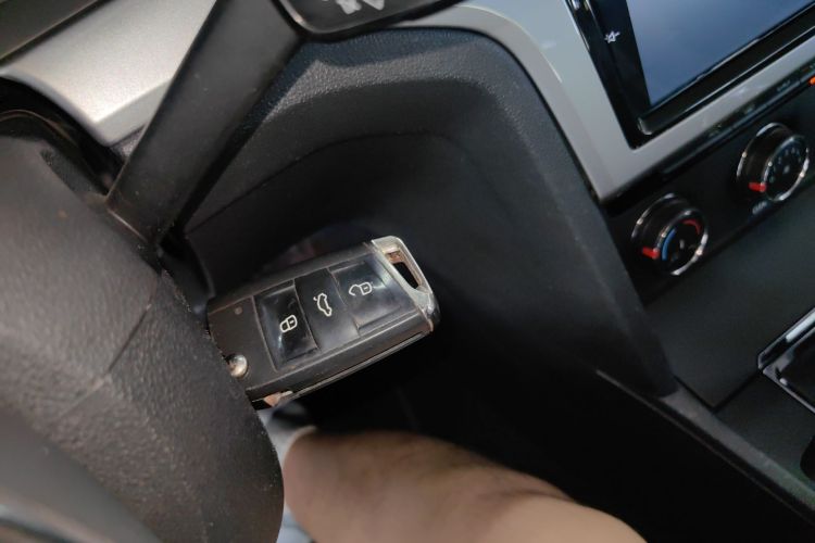 大众 凌渡 2018款 230TSI DSG风尚版中控内饰7001