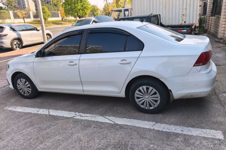 大众 桑塔纳 2019款 1.5L 手动风尚版 国VI车身外观6003