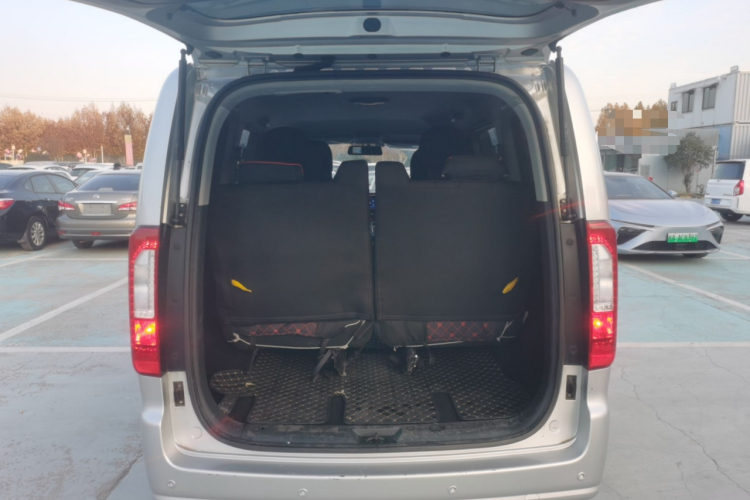 江淮瑞风 瑞风M3 2019款 宜家版 1.8L 豪华智能型机舱底盘23