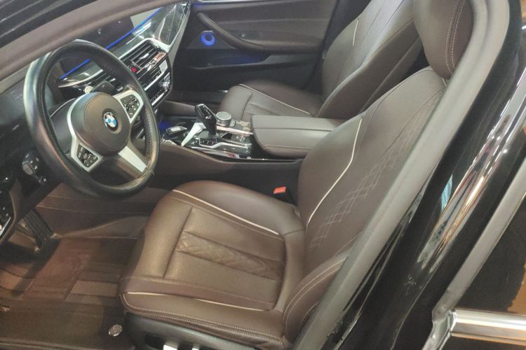 宝马5系 2021款 525Li M运动套装中控内饰19