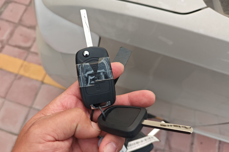 五菱汽车 宏光MINIEV 2024款 第三代 215km 青春版中控内饰11