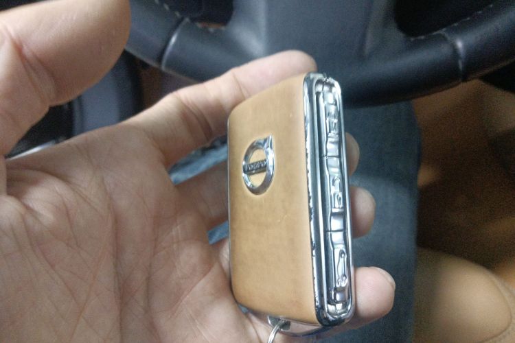 沃尔沃XC90 2018款 T6 智雅版 7座中控内饰11