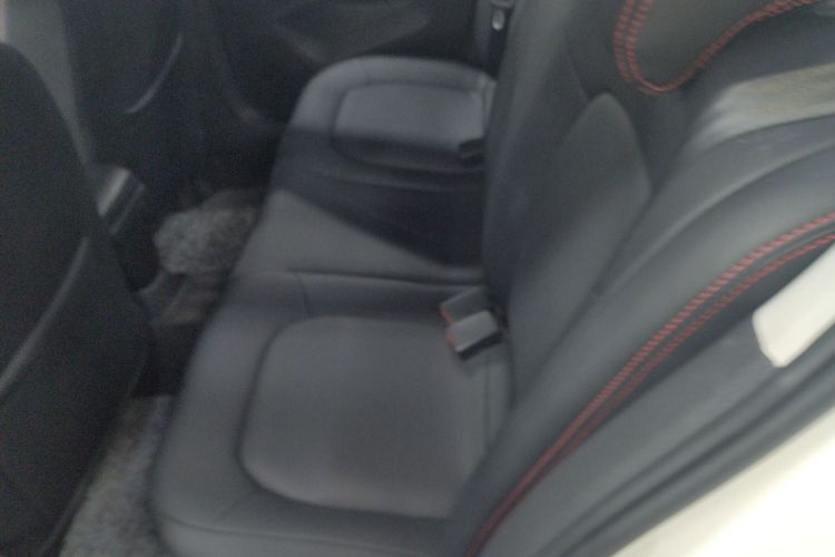 大众 桑塔纳 2021款 1.5L 自动风尚版中控内饰7004