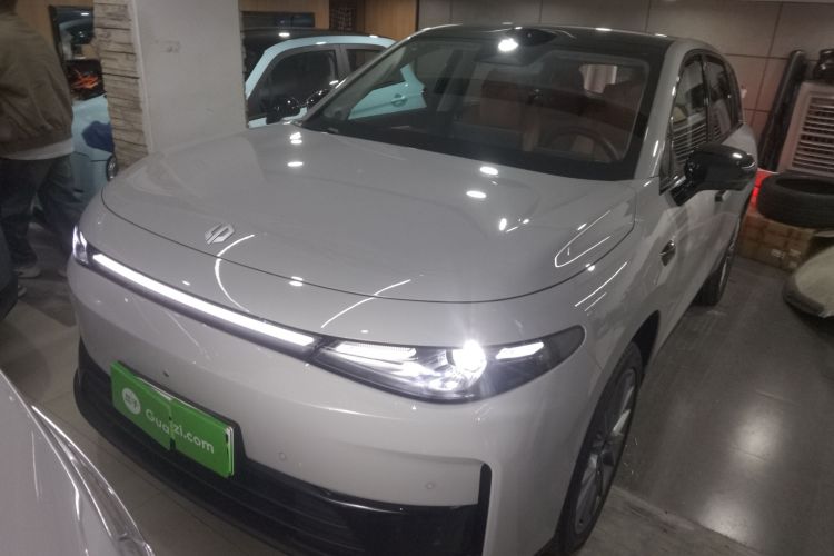 零跑汽车 零跑C10 2026款 605激光雷达版车身外观1