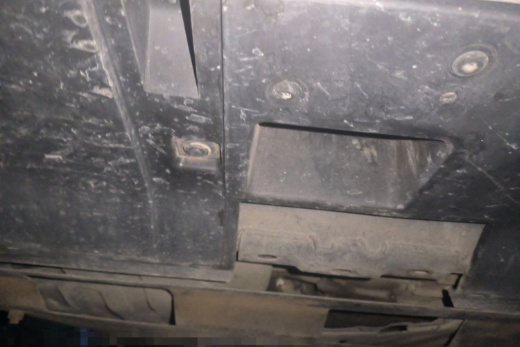 本田CR-V 2012款 2.4L 四驱豪华版局部细节9008