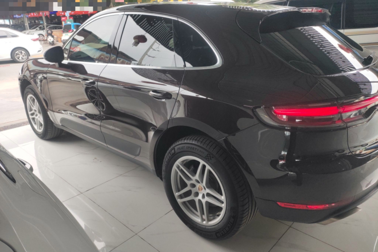 保时捷 2018款 Macan 2.0T车身外观4