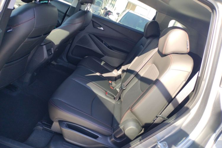 雪佛兰 沃兰多 2020款 轻混 Redline 530T 自动纵享版（5+2款）中控内饰7004