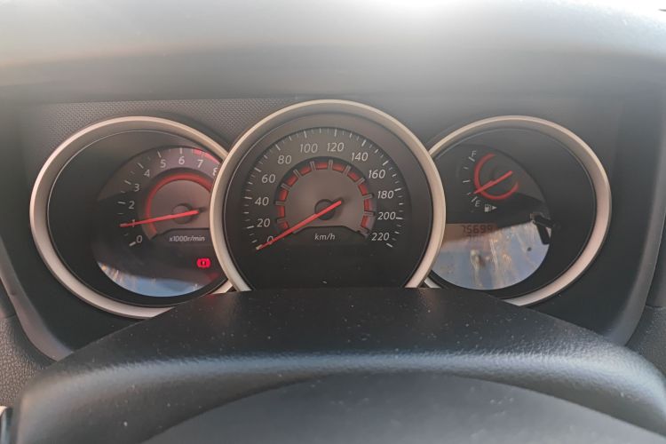 日产 轩逸 2016款 经典 1.6XE 手动领先版中控内饰14