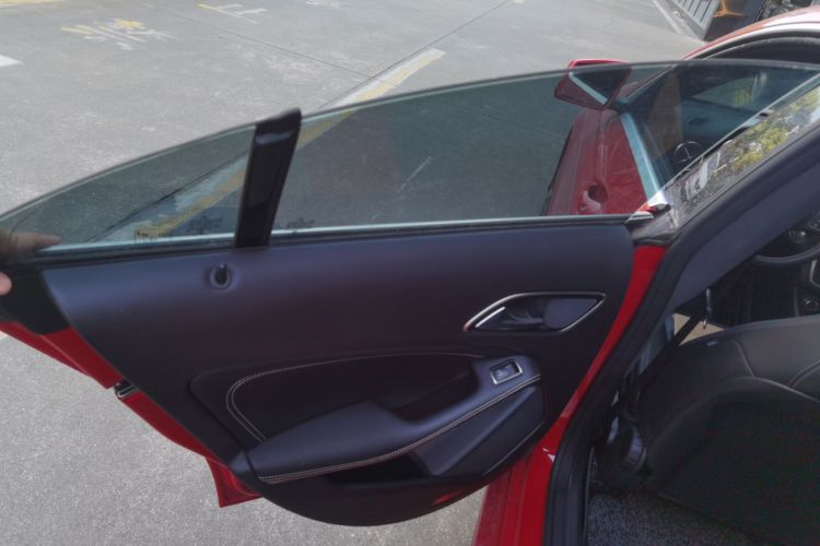 奔驰CLA 2018款 CLA 200 动感型中控内饰7008