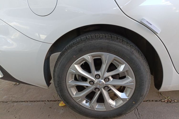 雪佛兰 科鲁泽 2024款 1.5L 双离合悦享版车身外观6008