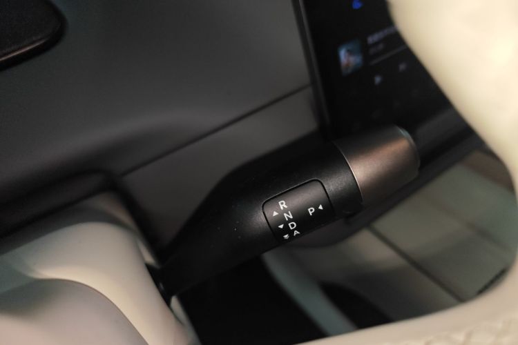 理想汽车 理想i6 2025款 两驱标准型局部细节18