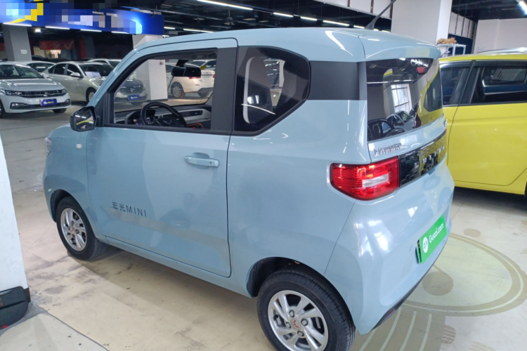 五菱汽车 宏光MINIEV 2020款 自在款 磷酸铁锂车身外观4
