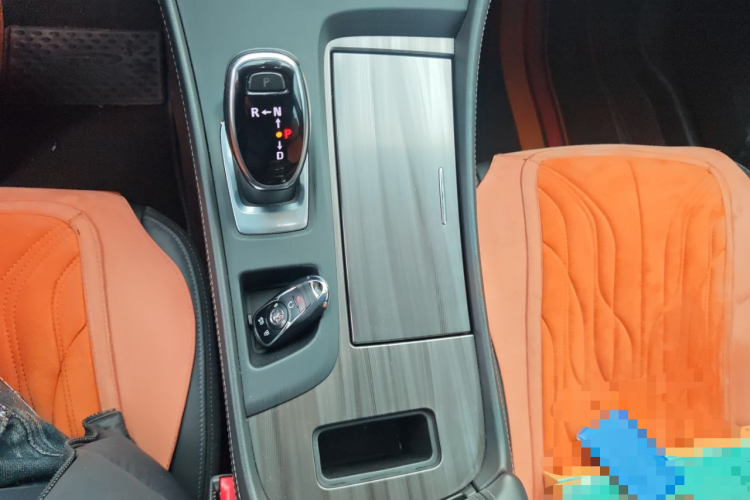 别克 君越 2021款 652T 豪华型中控内饰18