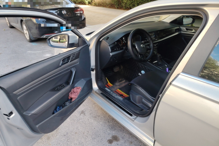 大众 朗逸 2018款 1.5L 自动舒适版 国V中控内饰20