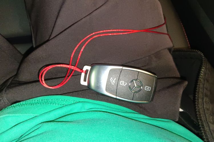 奔驰A级 2024款 改款 A 200 L 时尚型中控内饰7001