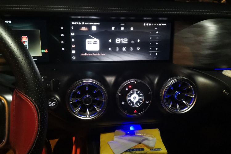 坦克300 2021款 越野版 2.0T 挑战者中控内饰16