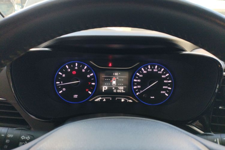 广汽传祺 传祺GA4 2018款 200T 自动尊享版中控内饰14