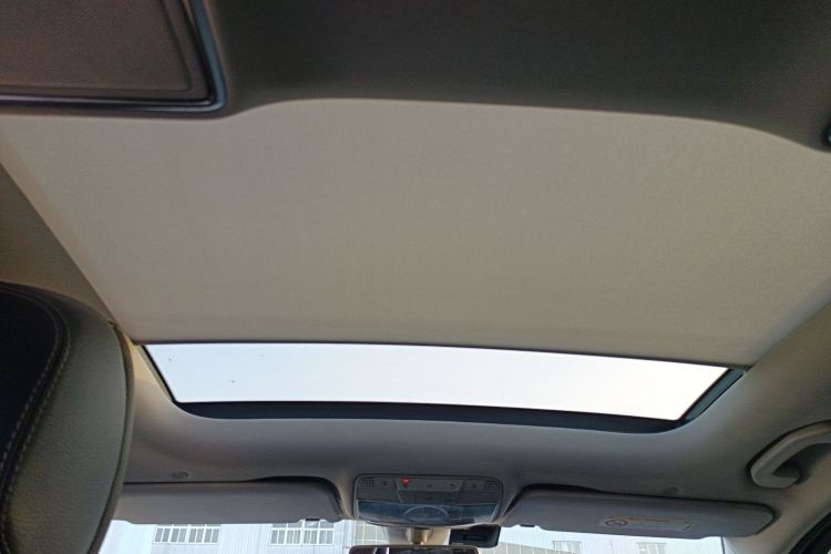 奔驰C级 2020款 C 260 L 运动版中控内饰22