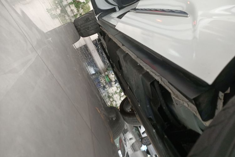 红旗HS3 PHEV 2025款 PHEV 117km 劲为PLUS版局部细节9002