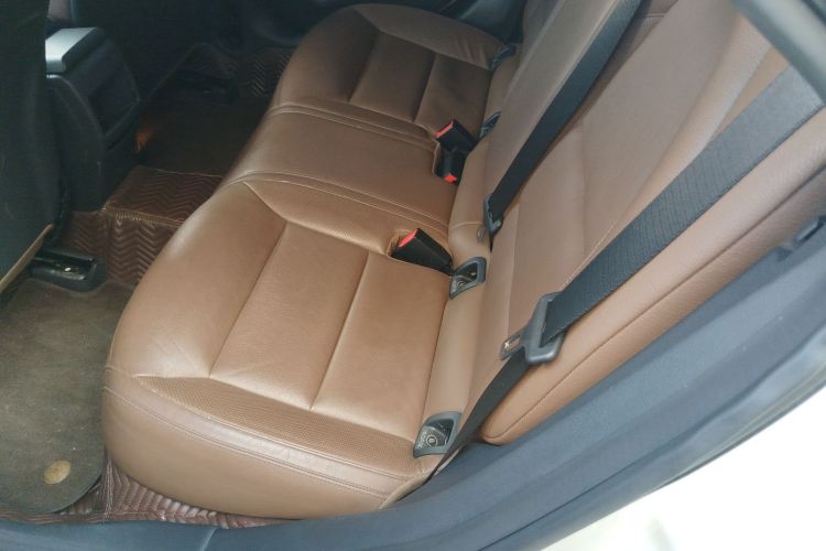 奔驰CLA 2014款 CLA 260 4MATIC中控内饰21