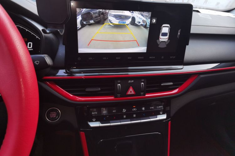 起亚K3 2019款 1.5L CVT智享互联版中控内饰16