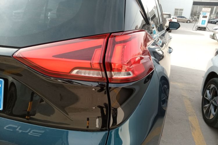 海马7X 2020款 1.6TGDI 自动旗舰型车身外观6006