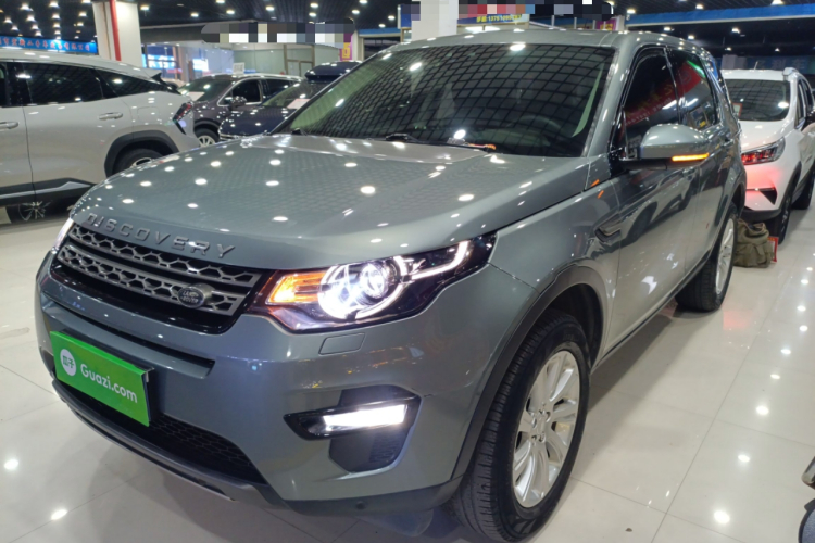 路虎 发现神行 2016款 2.0T SE车身外观1